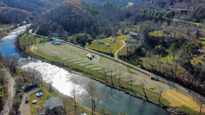 Dillsboro RV River Park 1