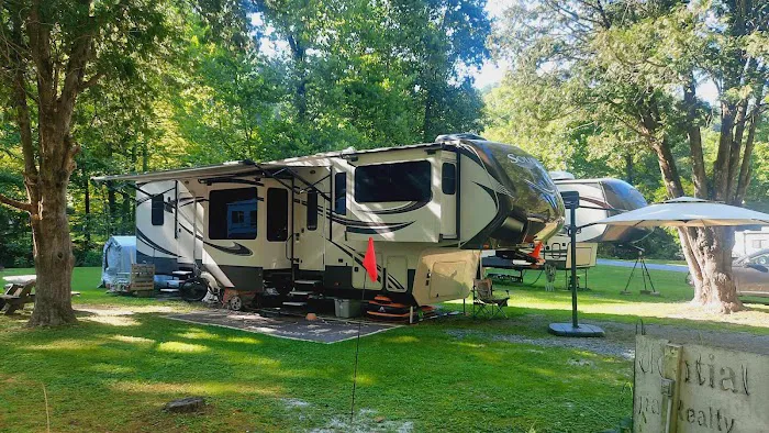 Tumbling Waters Campground and Trout Pond 4