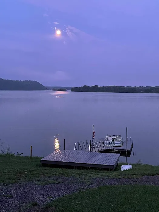 Douglas Driftwood Lakefront Campground RV Park 3