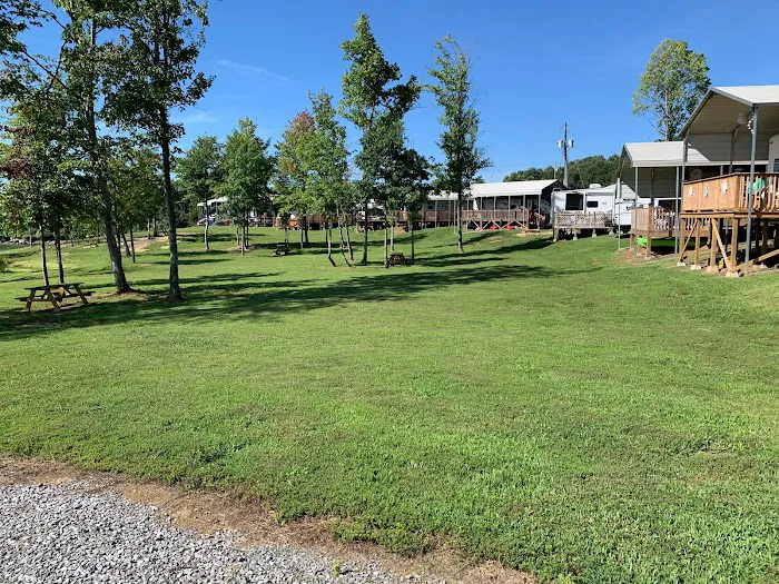 Webb's Lakefront Campground 9