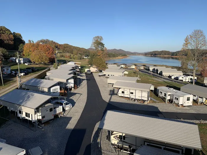 Webb's Lakefront Campground 7