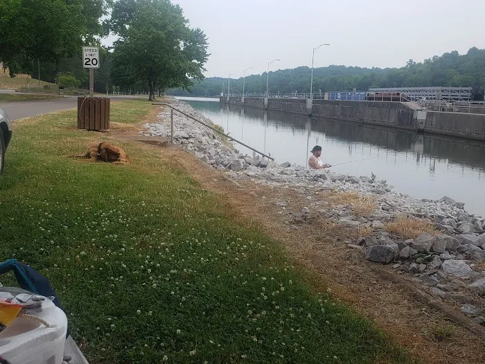 Cheatham Lock and Dam 7
