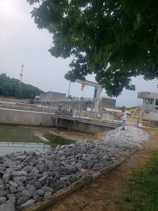 Cheatham Lock and Dam 9
