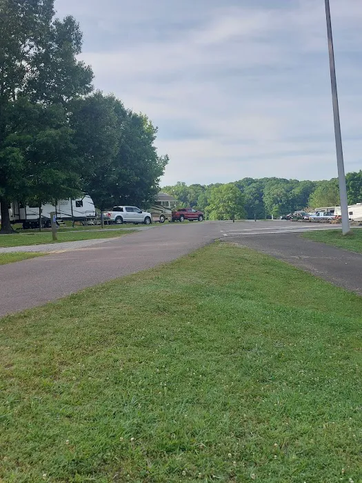 Pin Oak RV Campground 9