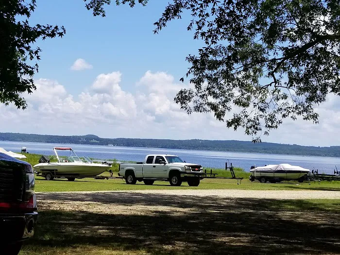 Country Junction Resort & Marina 9