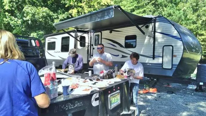 Skeeter's Landing RV Park 7