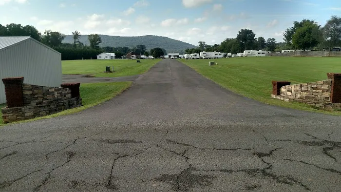 Eagle's Landing RV Resort 9