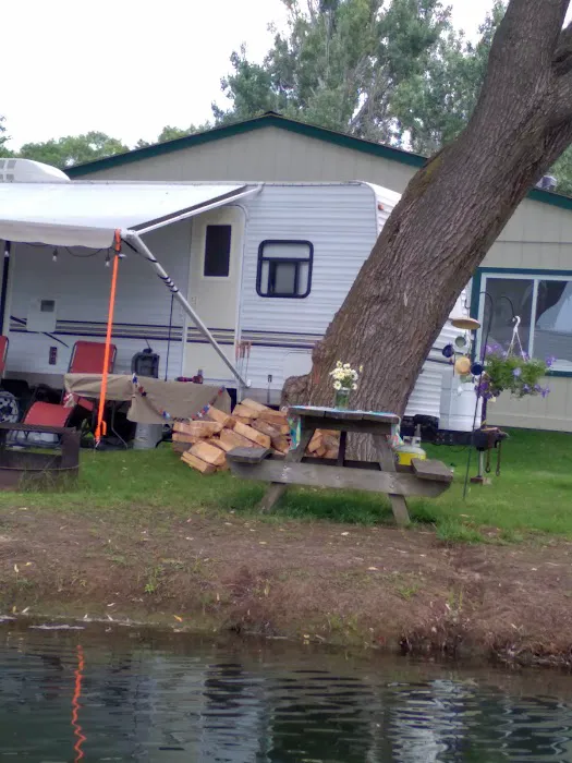 Manistee River RV Resort & Marina 9
