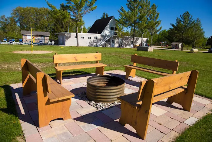 Lake of the North Resort 5