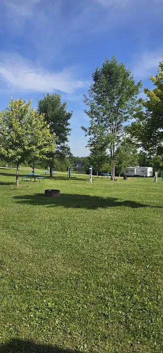 Hardwood Lake Campgrounds 0