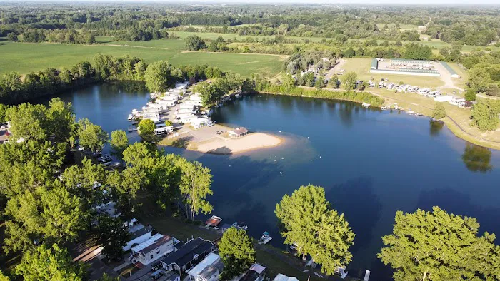 Holiday Shores RV Resort 1
