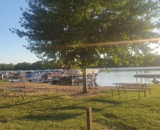 Sunset Cove Resort
