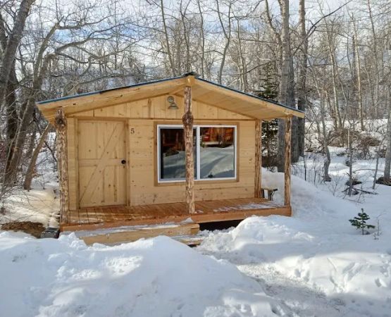 Glacier Elkhorn Cabins and Campground