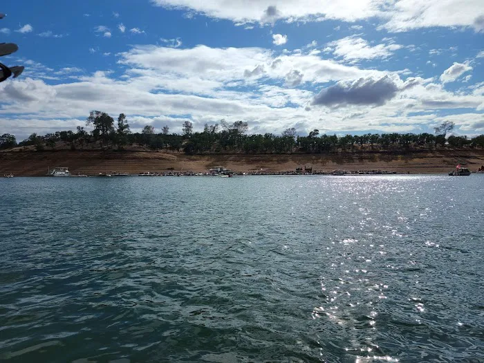 Lake Don Pedro - Fleming Meadows Entrance 4