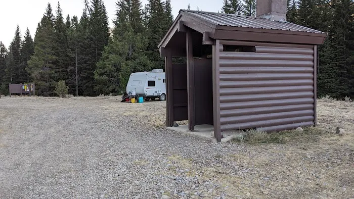 Lake Creek Trailhead & Campground 1