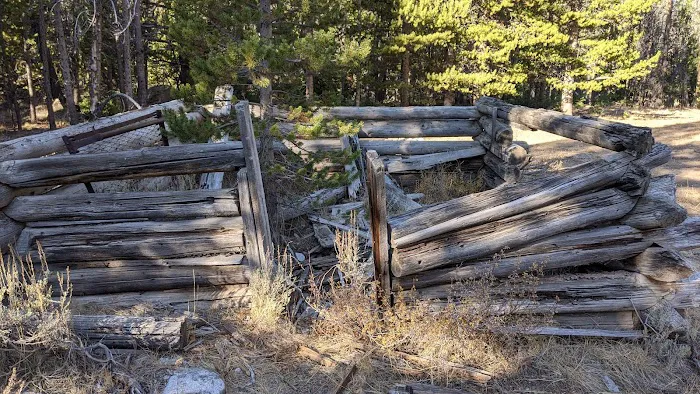 Lake Creek Trailhead & Campground 3