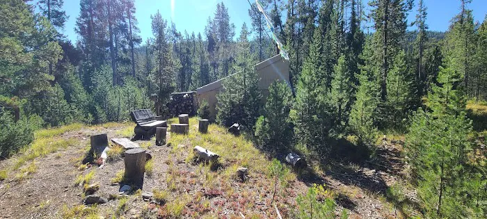 Fishhook Yurt 8