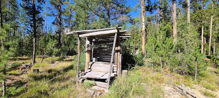 Fishhook Yurt 7