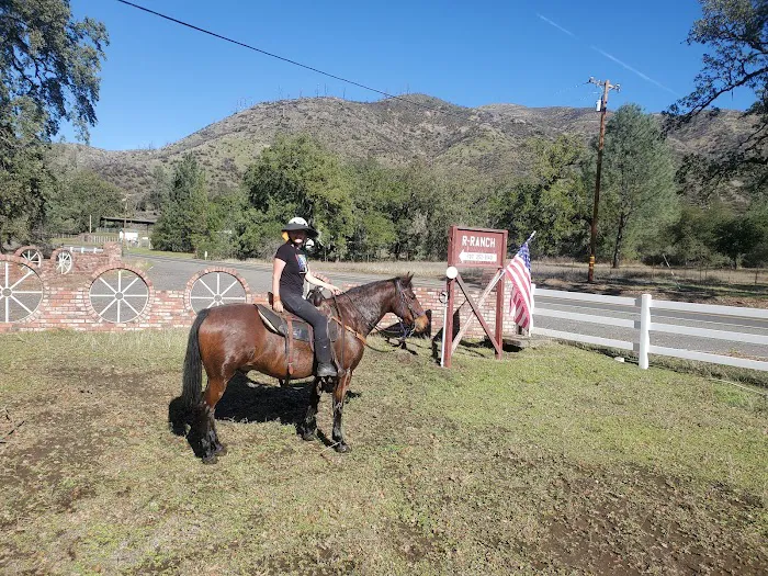 R-Ranch At the Lake 5