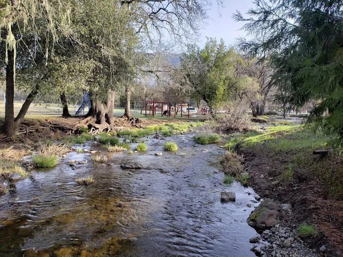 R-Ranch At the Lake 7