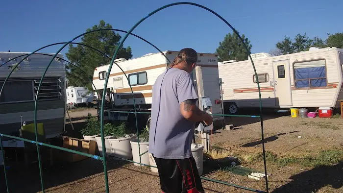 Dakota Campground and Mobile Home Park 2