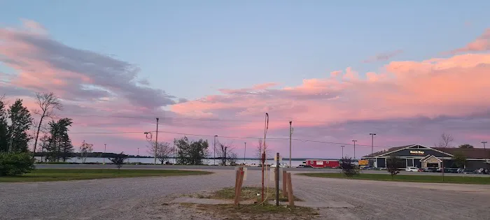 RiverView Park and Campground 0