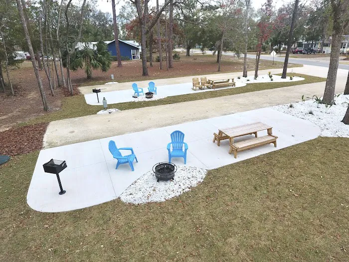 Big Z RV Resort 8