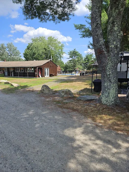 Yellowstone Park Camp Resort 2
