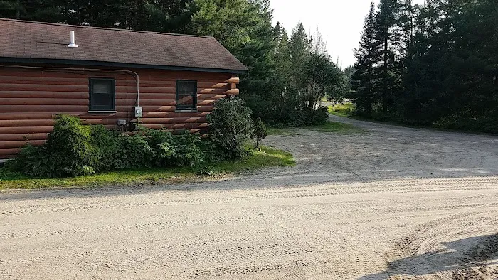 Connolly Cabins & Campground 6