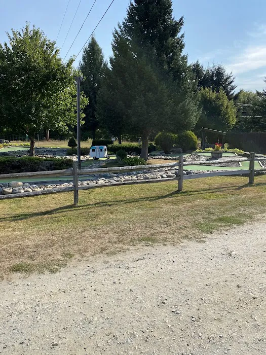 Twin River Campground & Cottages 5