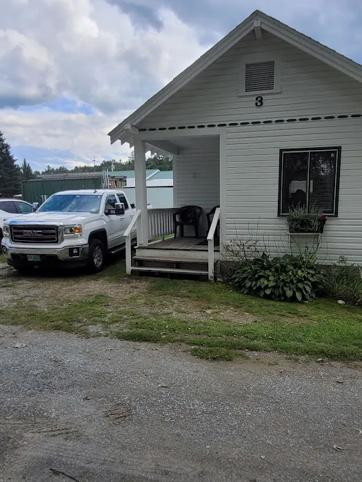 Twin River Campground & Cottages 9