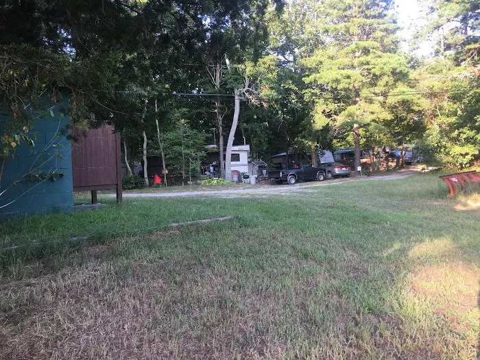 Arrowhead Camp and RV Park 5