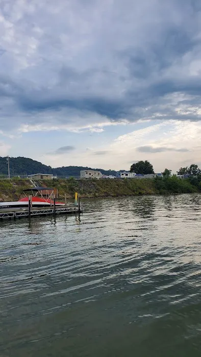 Kennedy Marina 4