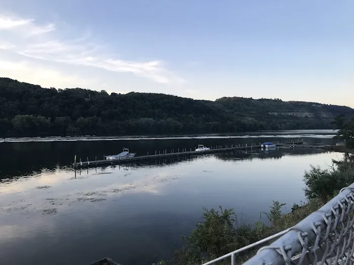 Kennedy Marina 0