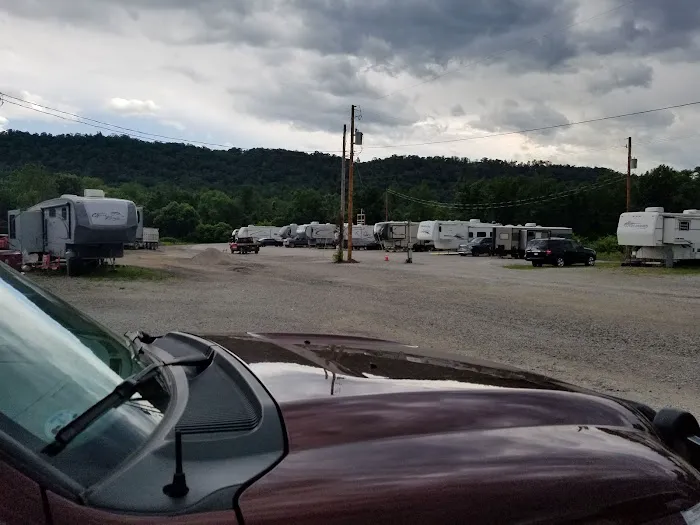 Varlas Campgrounds, RV Mobile Home Parts, Laundromat & Propane Sales 5