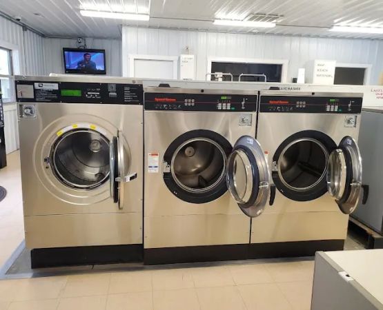 Varlas Campgrounds, RV Mobile Home Parts, Laundromat & Propane Sales