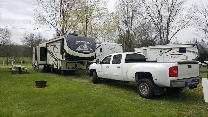 Crawford's Camping Park 9