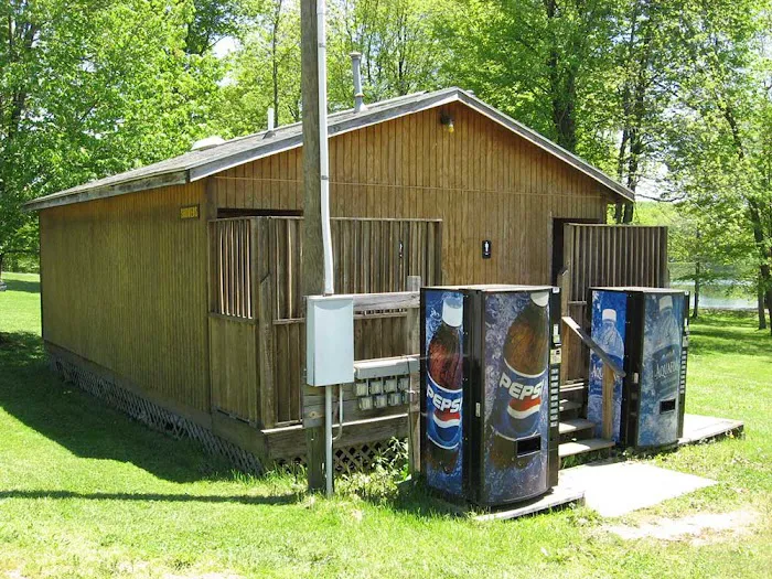 Cooper's Lake Event Venue and Campground 3