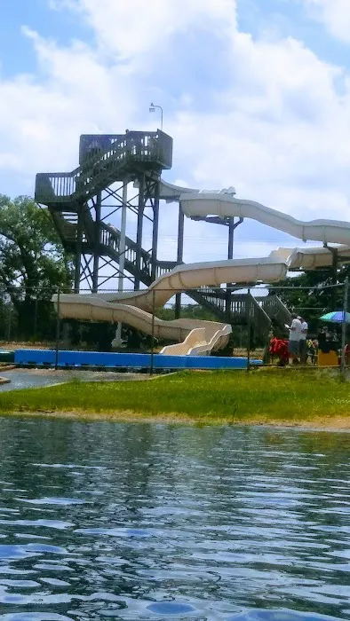 Lake Holiday 9