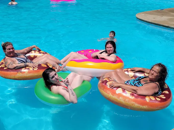 Lake Holiday 6