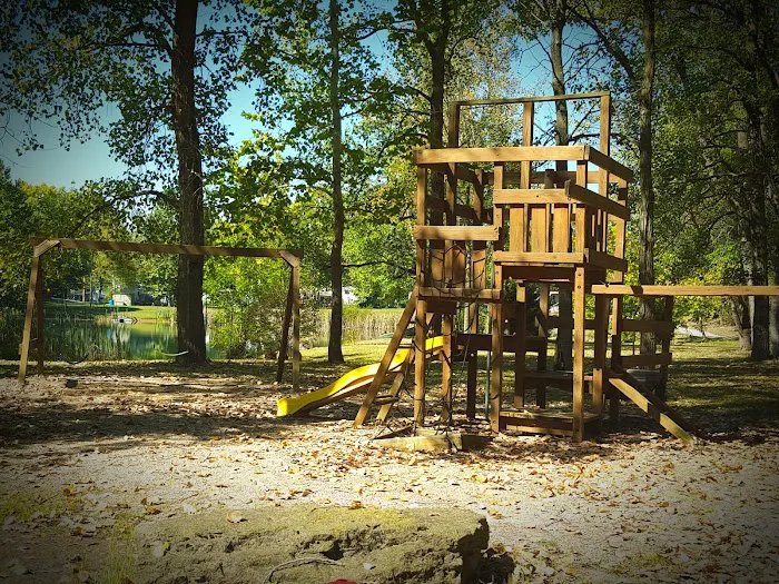 Hidden Lake Resort 5