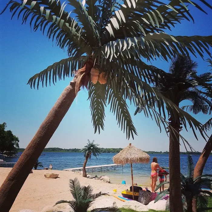 Tiki Beach Resort Rentals on Kettle Moraine Lake 1