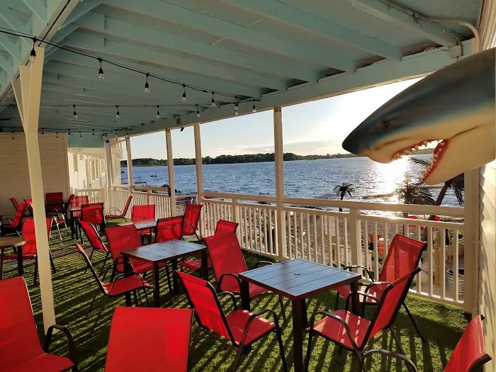 Tiki Beach Resort Rentals on Kettle Moraine Lake 7