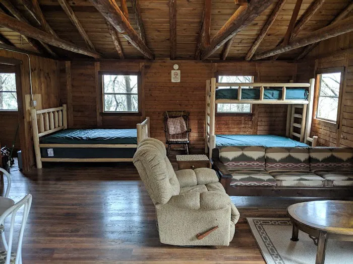 Glacier Hills Rustic Lakefront Cabins 3