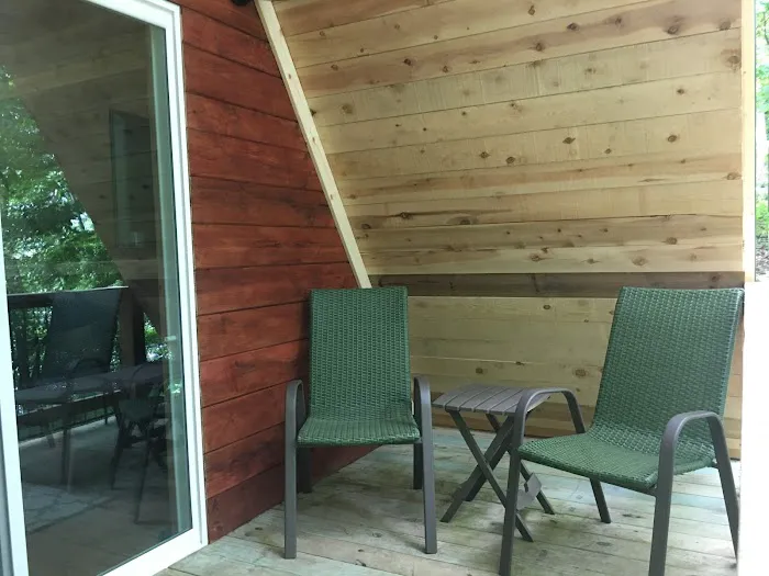 Glacier Hills Rustic Lakefront Cabins 0