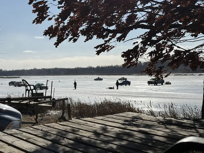 Lakeview Campground & Bar 4