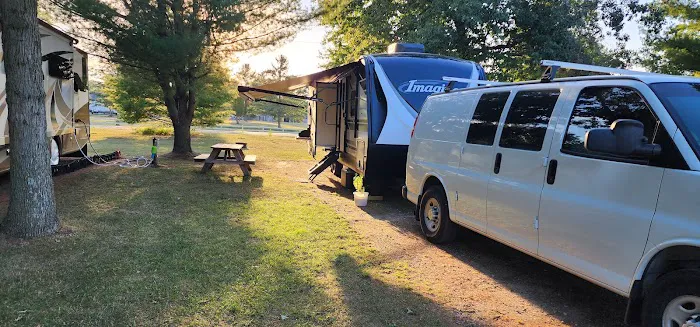 Woods Edge Campground 0