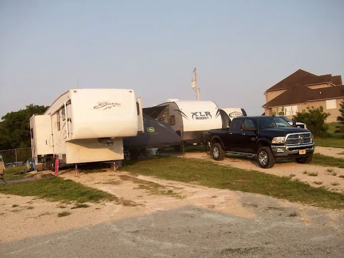 Hermann Horse RV and Camp park 1