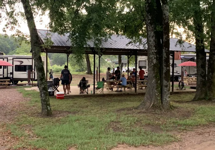 Caddo River Access RV Park & Rental 8