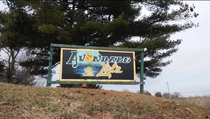 Avondale Lake 0
